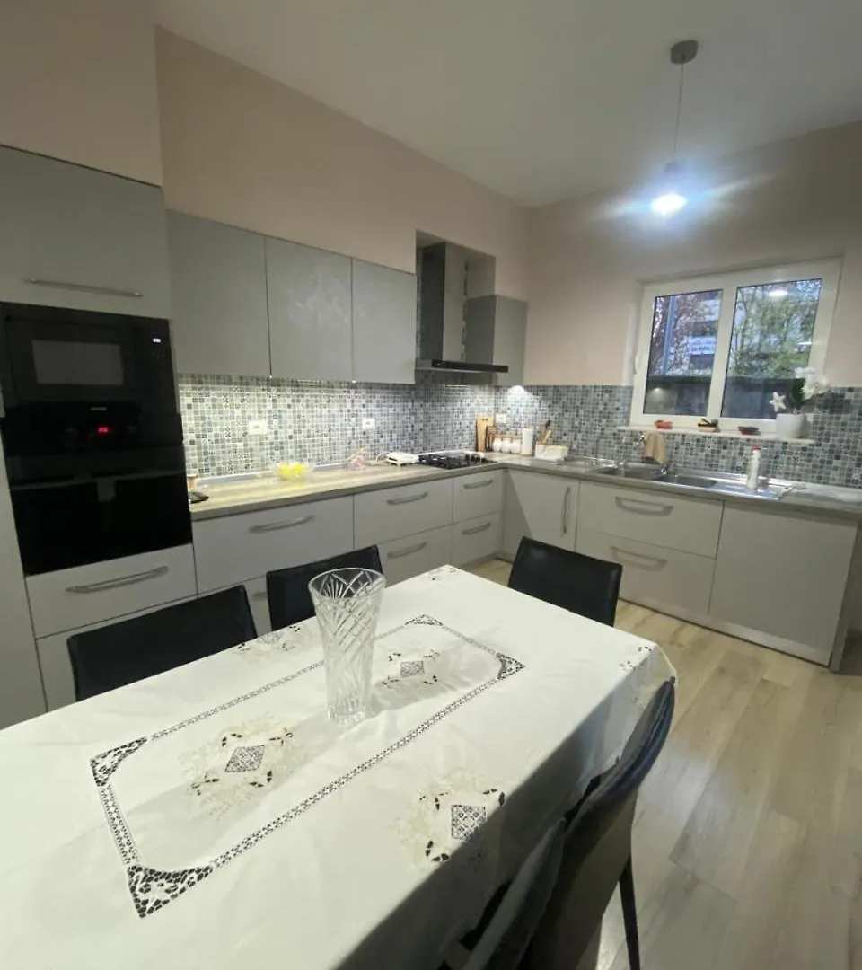 Luxury House Villa Shkodër Vakantiehuis